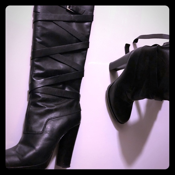 ♥️SOLD♥️ Knee high leather Michael Kors boots - Picture 3 of 8